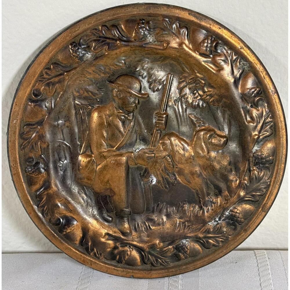 Vintage Embossed Copper Wall Plate Copper Craft Guild Hunter With Dogs.6.5''